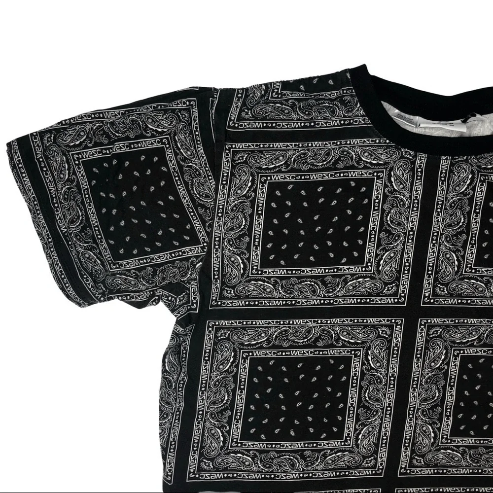 WESC Black Bandanna T-Shirt Unisex L/XL